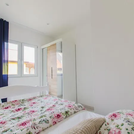 Dom Korsarza Сasa de vacaciones Mikołajki